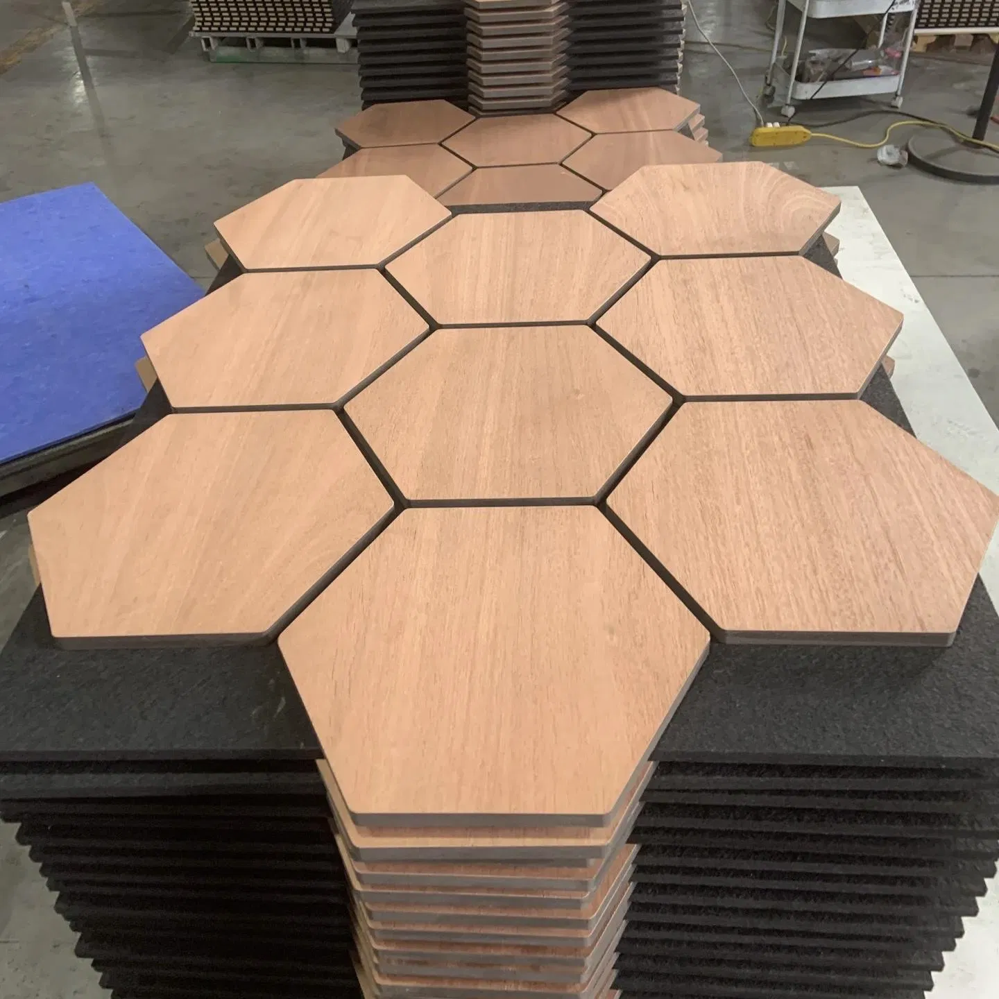anti-sound-material-acoustic-wall-panele4f3272f-5113-49ac-9595-3266e4694f95 (1)